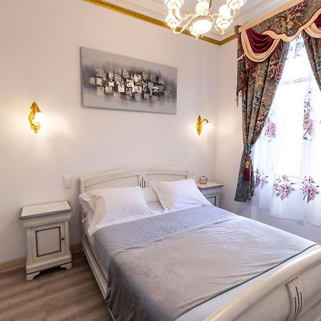 Appartement Maison De L'Eglise Du Couvent นาร์บอนน์ ภายนอก รูปภาพ